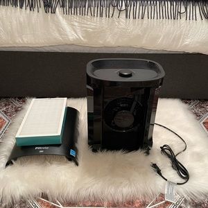 Filtrete (3M) Room Air Purifier with Filter Included